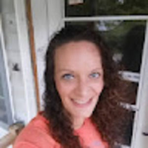 Meet your Posher, Stacy